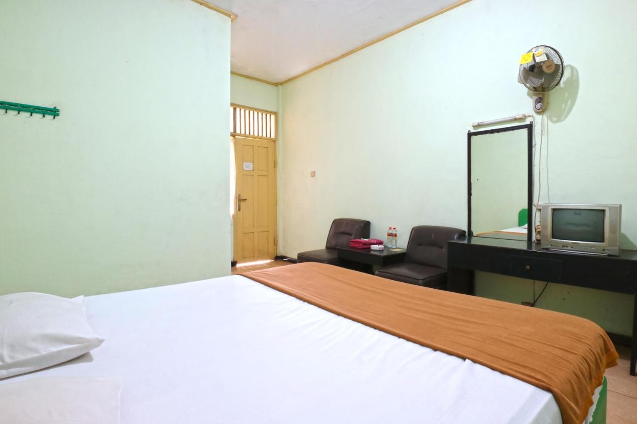 Hotel Camelia Malang Exterior foto